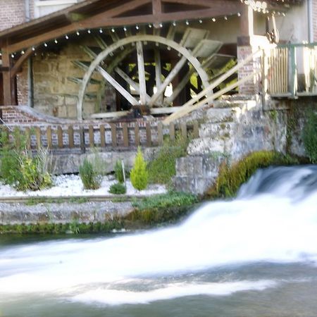 Logis - Hotel & Restaurant Moulin Des Forges Saint-Omer-en-Chaussée Exterior photo